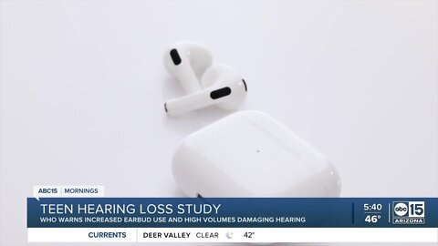 Experts warn of hearing loss in teens