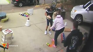 Food Delivery Driver Accidently Drops Slurpee Caught on Ring Camera | Doorbell Camera Video