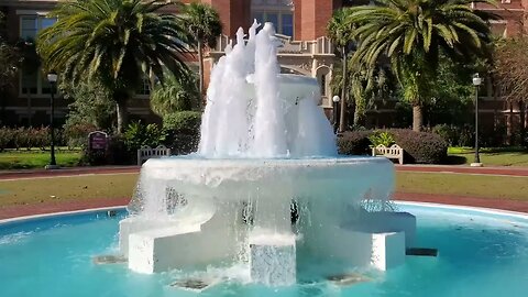 12 hours of White Noise from the FSU Fountain #asmr