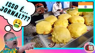 Reagindo a Comidas de Rua: ÍNDIA! VADA PAV seco no... JORNAL??? VOCÊ COMERIA??? | Veja Aqui #12