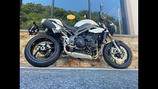 20 Triumph Speed Triple S J988806