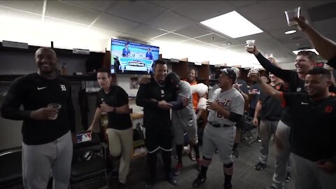 Tigers celebrate Miguel Cabrera's 500th career home run