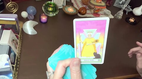 Spirit Messages with Tarot 💫 IS THIS YOUR LOVED ONE?