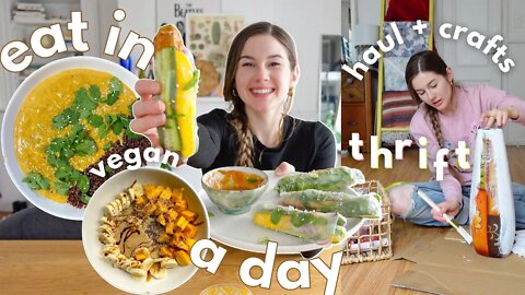 what I eat in a day - vlog! | big thrift haul + crafts