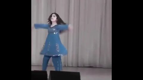 رقص مست شاد با موزیک عربی