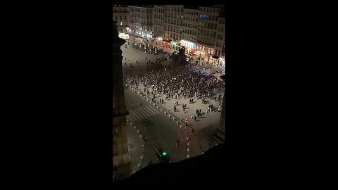 Manifestation spontanée dans les rues de Lyon ce soir