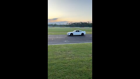 R33 Skyline Roll Racing