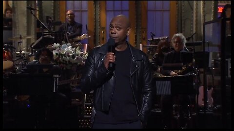 Dave Chappelle Leaves NY Audience Stunned When He Explains The Rise Of Donald Trump