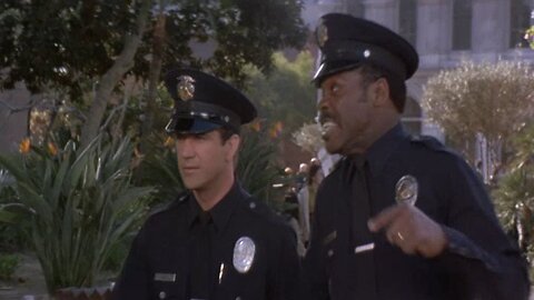 Lethal Weapon 3 "We shoulda waited for the bomb squad" scene