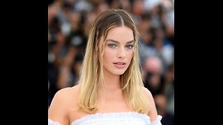 Slideshow tribute to Margot Robbie.