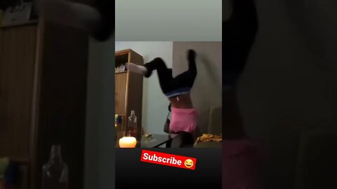 Twerk Gets Wrong!! 😂 #shorts #whitegirltwerking #viral #funnytiktok #tiktokgirls #tiktokdance