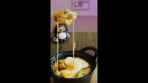 Easy peasy cheesy Japanese curry and fried egg