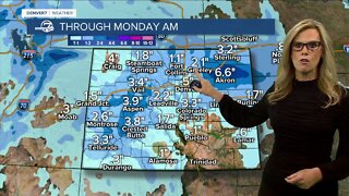 Snow moving in overnight, affecting Monday AM commute