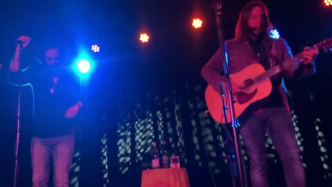 Chris & Rich Robinson (Black Crowes) - Wiser Time