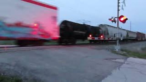 CSX Q369 Manifest Mixed Freight Train from Bascom, Ohio May 8, 2021