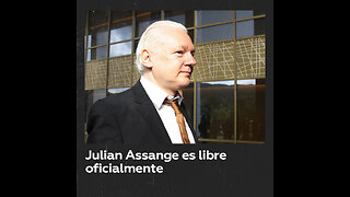 Assange abandona el edificio del tribunal en Saipán