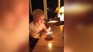 Never Ending Birthday Candle