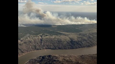 Smoky skies return to at least six US states as Canada wildfires rage