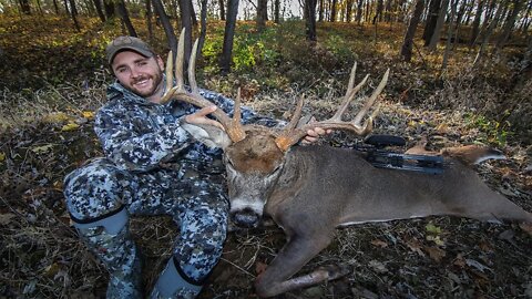 Titanic Deer - Bowhunting Whitetails 2019