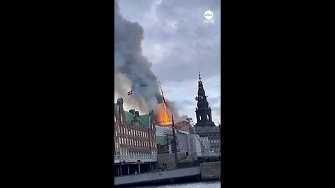History Copenhagen stock exchange goes up in flames