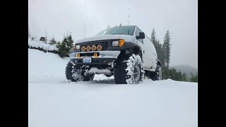 Snow trip 4X4 Van