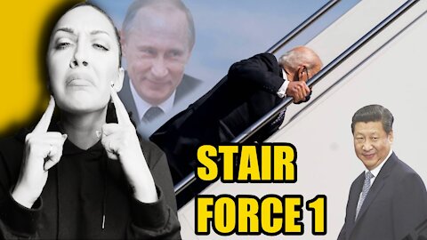 StairForce 1 | Natly Denise