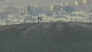 Unbelievable: Man Scales Las Vegas Sphere, Defies Gravity!