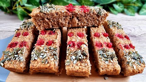 This oats bars are amazing as snack or breakfast! Without sugar, without eggs!
