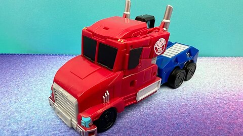 OPTIMUS PRIME EARTHSPARK BUILD-A-FIGURE DELUXE CLASS COLLECTIBLE REVIEW