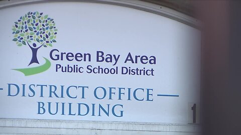 Green Bay school district parents, officials meet to discuss transgender student participating on girls team