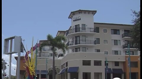 Concerns about mold on Boynton Beach apartments
