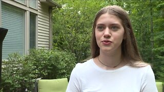 Chagrin Falls teenager sells bracelets to raise money for environmental non-profits