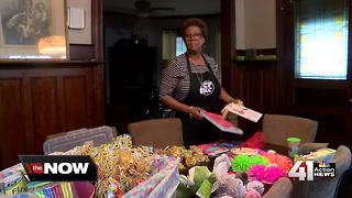 Woman helps kids in shelter celebrate birthdays