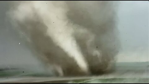 THE MOST INCREDIBLE TORNADO VIDEO EVER CAPTURED