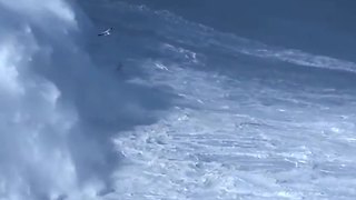 Brazilian Sets World Record For Biggest Wave Ever Surfed