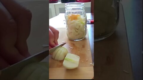 How To Make Honey and Onion Syrup