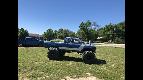 Off-road mud truck test