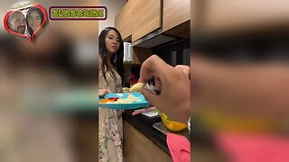 She cook us kra pao gai (Basil Chicken with Fried Egg) 03212023 Tiktok Live