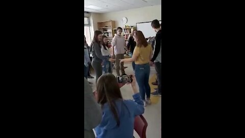 Class gets mega shocked through electricity chain