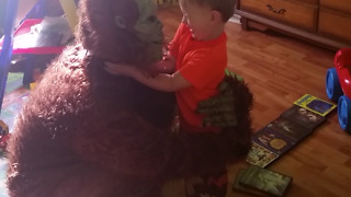 Kids Have Very Different Reactions To Dad Dressed As Bigfoot