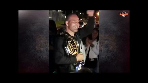 Glover Teixeira keeps his promise and brings the title to Danbury CT