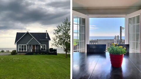 Cette jolie maison à vendre en Gaspésie a la mer directement dans sa cour