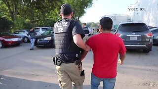 ICE arrests 680 at Mississippi plants