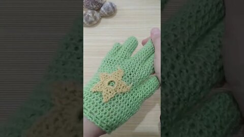 A crochet Green Gloves #shorts