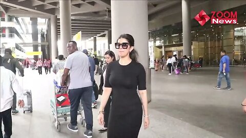Nimrat Kaur looks beautiful in black dress, spotted at at Mumbai Airport😍🔥📸✈️