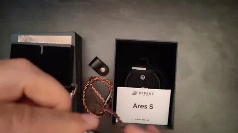 Unboxing the Effect Audio Ares S cable with limited commentary