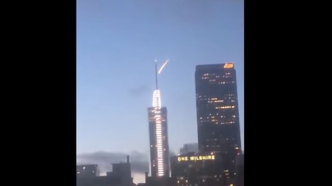Mysterious Meteor Spotted Over Los Angeles