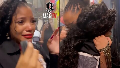 Chloe Bailey & Halle Bailey Break Down In Tears After Her Last Show In London! 😢