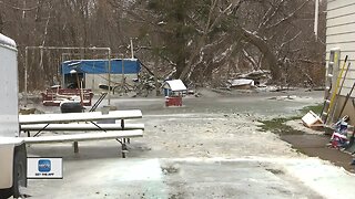 Oconto cleaning up after flooding