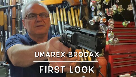 New pick up from the local farm store. Umarex Brodax. Unboxing and first shots